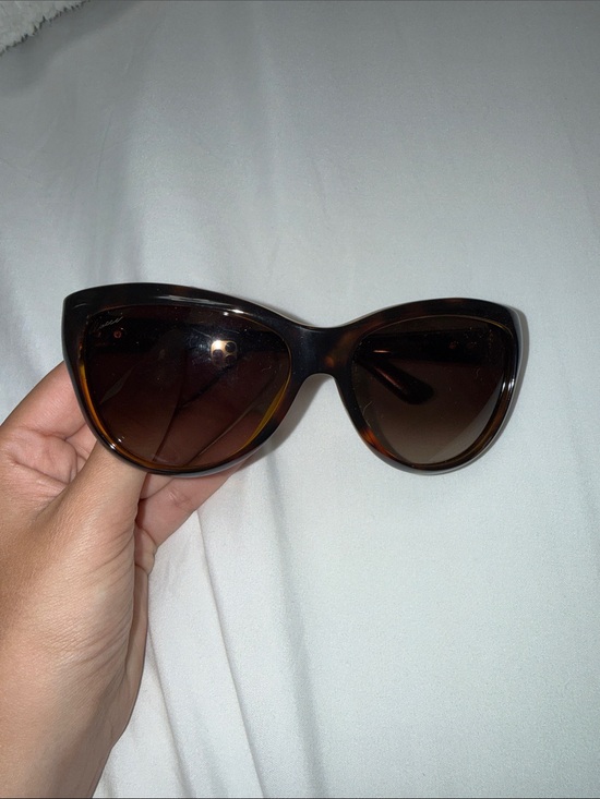 Gucci Accessories - Gucci Tortoiseshell Cat-Eye Sunglasses - Brown